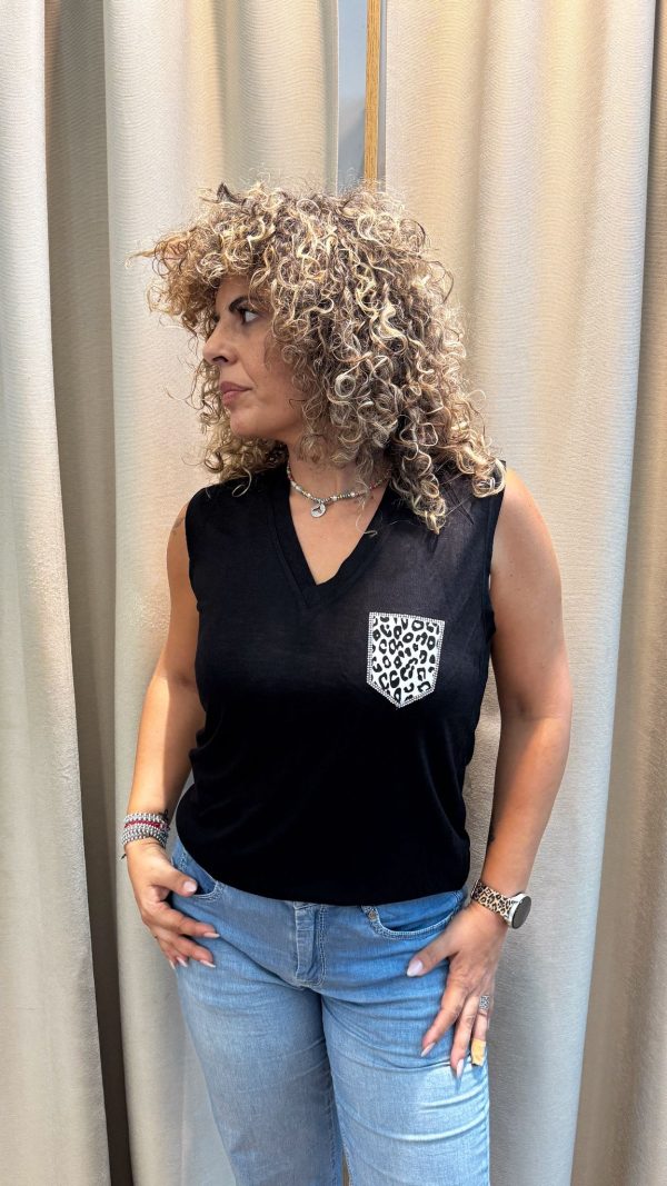 ⁦גופיית נמר לבן⁩ – תמונה ⁦8⁩