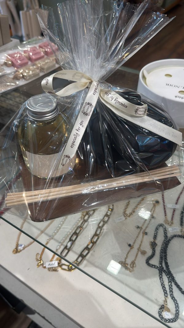 מארז בקבוק קרמיקה  שחור  למקלות ריח ומילוי