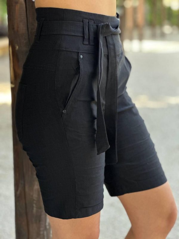 ⁦מכנסיים קצרים מחויטים עם קשירה⁩ – תמונה ⁦2⁩